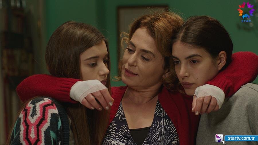 Фазилет по-своему любит своих дочерей, но ради благополучия готова сломать им жизнь 