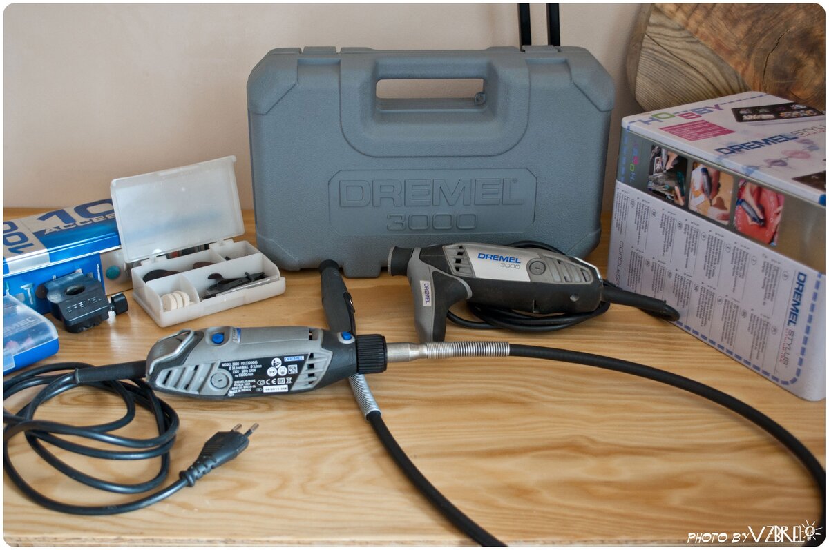 Гравер Dremel 8100-2/20