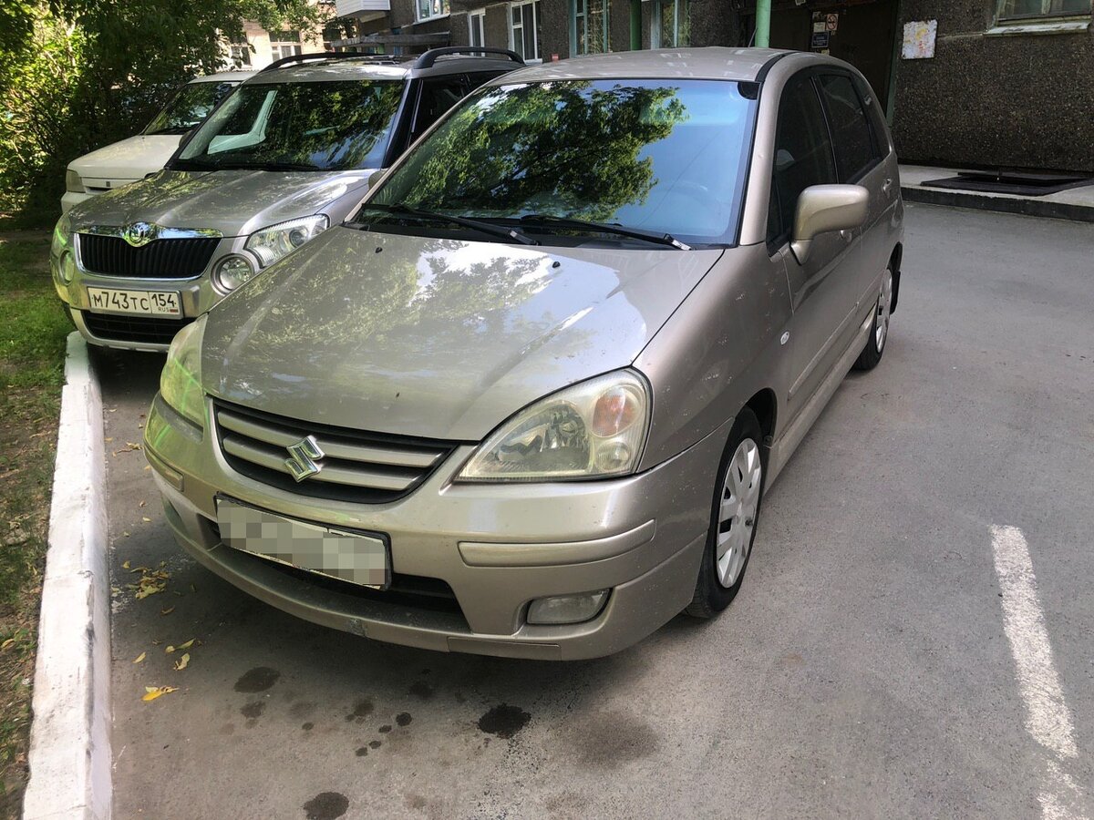 Suzuki Leana