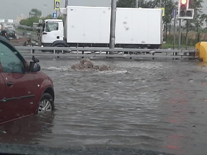 Москва после ливня. Фото из ФБ-сообщества «Я против нового срока мэра Собянина» 