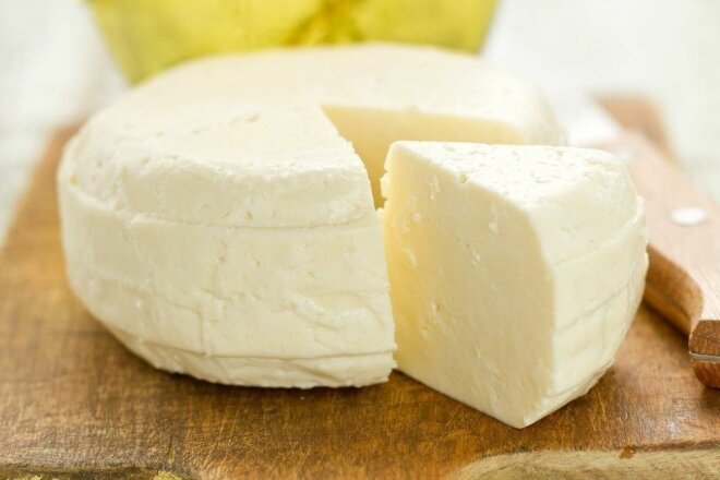 Сыр Сулугуни