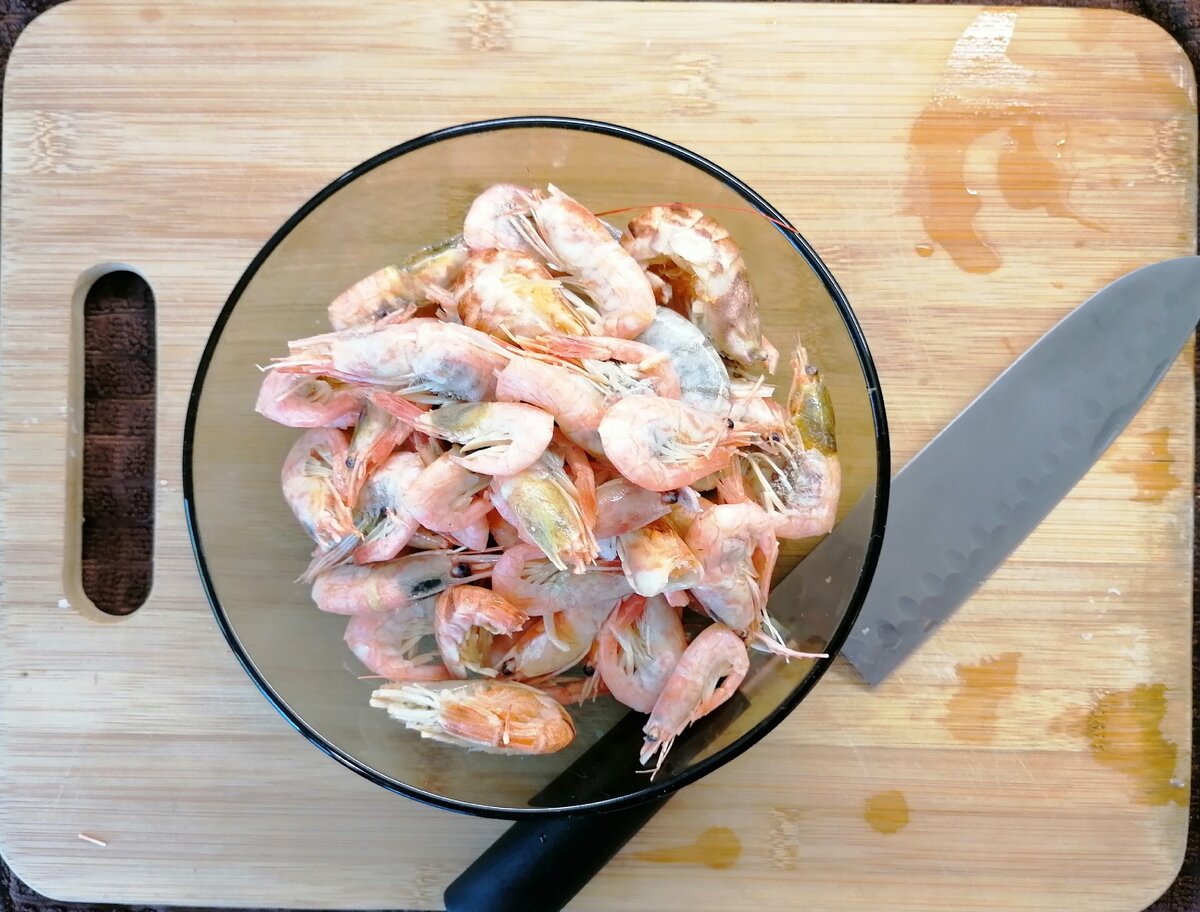 Чистим креветки