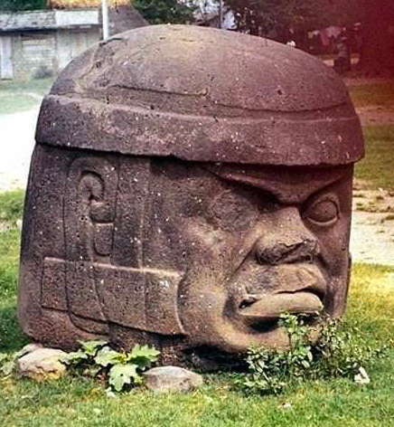 Цивилизация ольмеков считается первой, “материнской” цивилизацией Мексики.-21