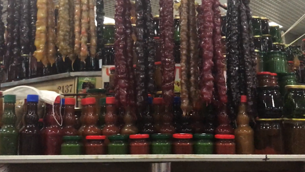 освещение на рынке  ужасное было, извиняюсь за качество фото