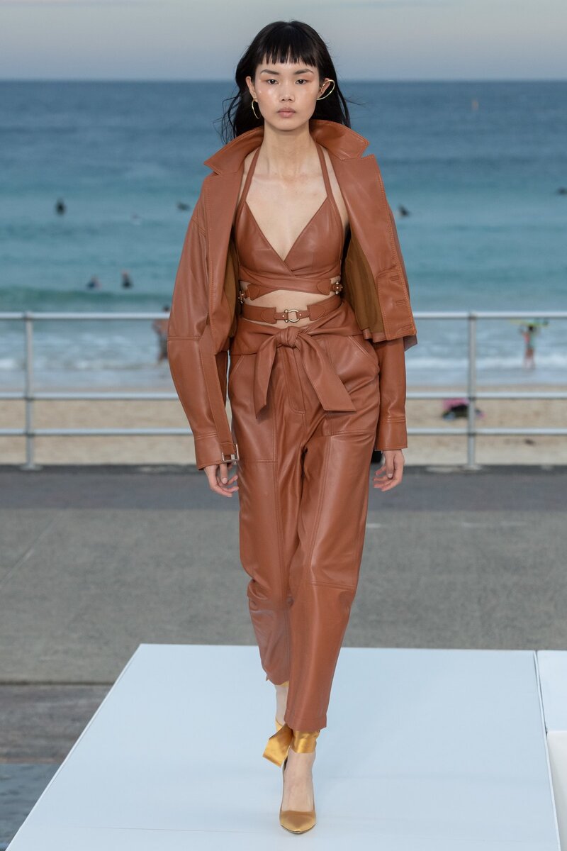 Jonathan Simkhai    Фото: www.pinterest.com