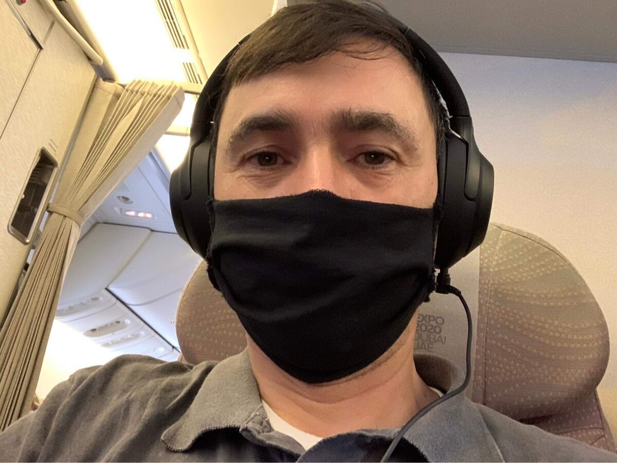 На рейсе Emirates из Москвы в Дубай, август 2020. Фото предоставлено Асланом Гулуевым