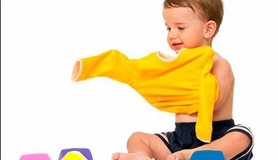 Как научить ребёнка одеваться?