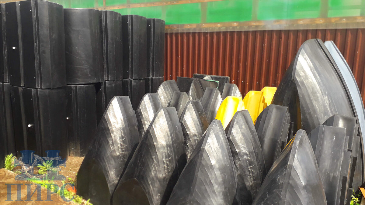 модули плавучести из полиэтилена на складе