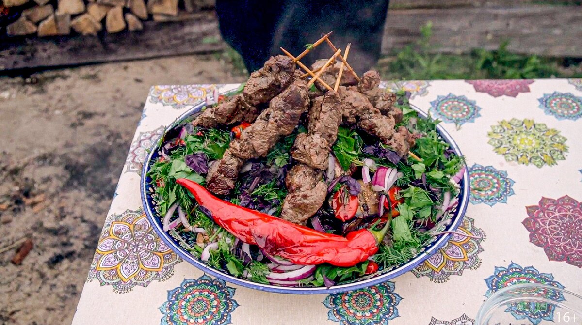 Блюдо садж фото азербайджанской кухни