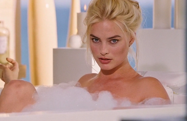 В фильме "Игра на понижение" Эта девушка подробнее рассказывает о  CDO. 