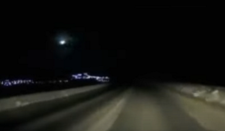 Пролет метеорита над Камчаткой. Фото: скриншот видео