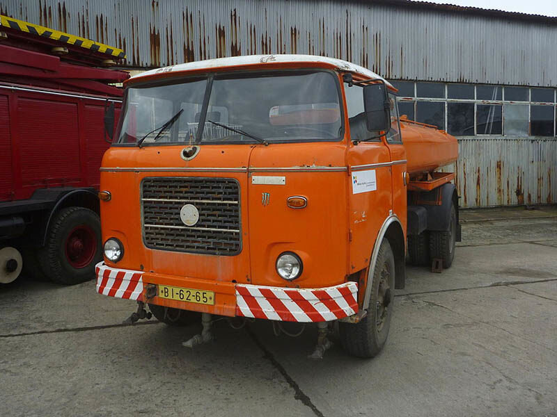 Skoda 706 RT