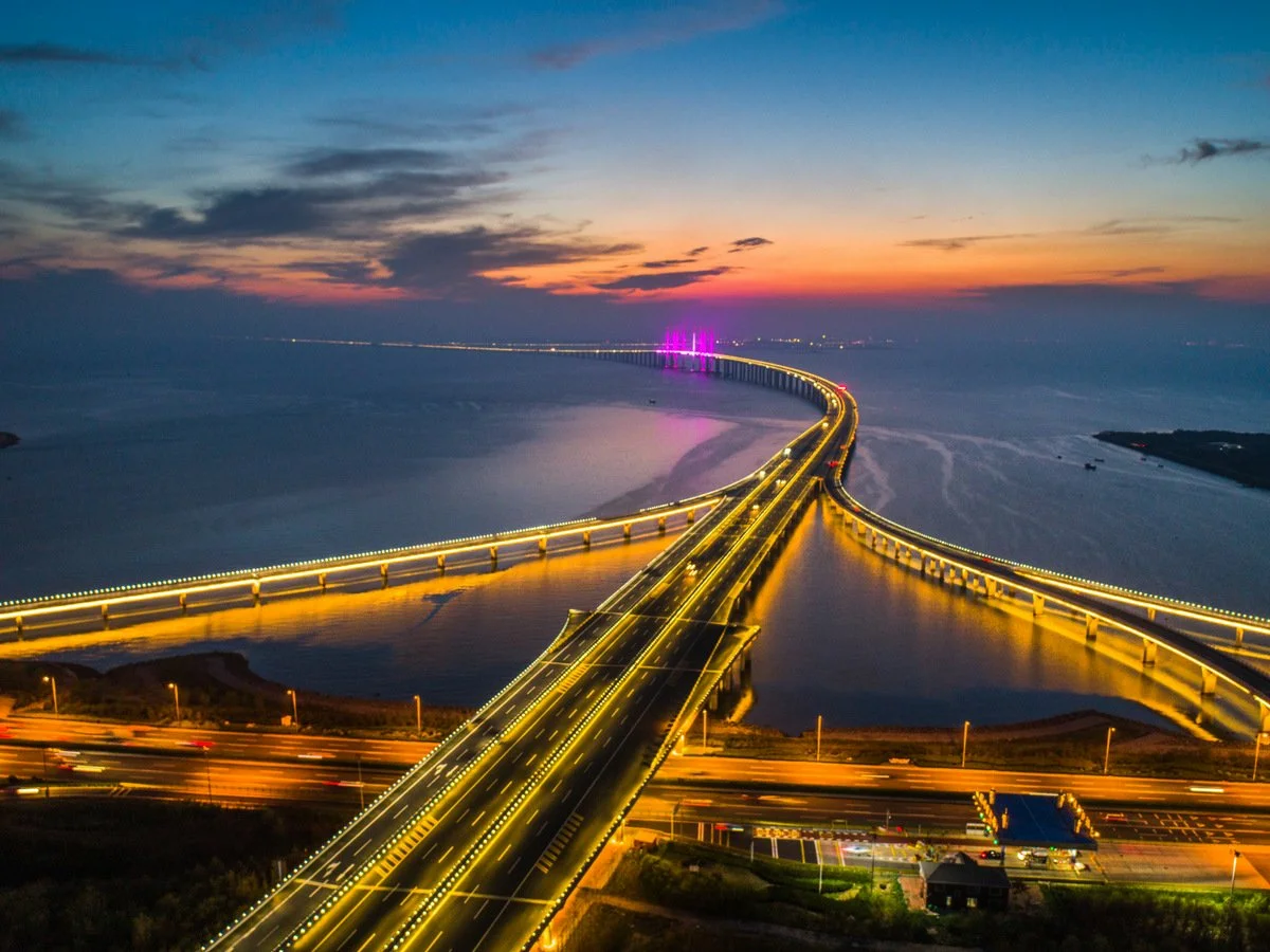 Самый длинный пост. Даньян-Куньшаньский виадук. Мост Даньян-Куньшаньский виадук. Самый длинный мост в мире Даньян-Куньшаньский виадук. Тяньцзиньский виадук.