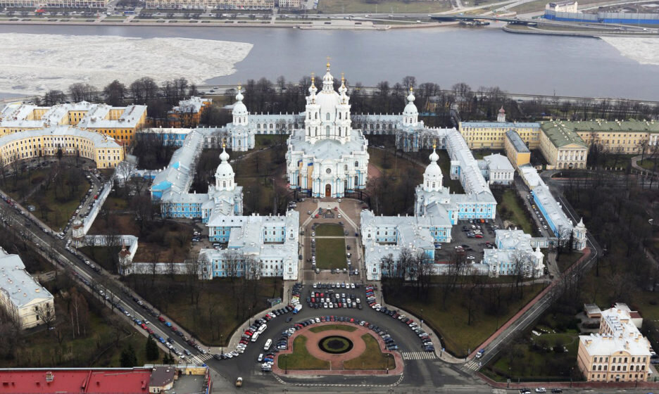 Смольный монастырь, собор - Прогулки по Петербургу