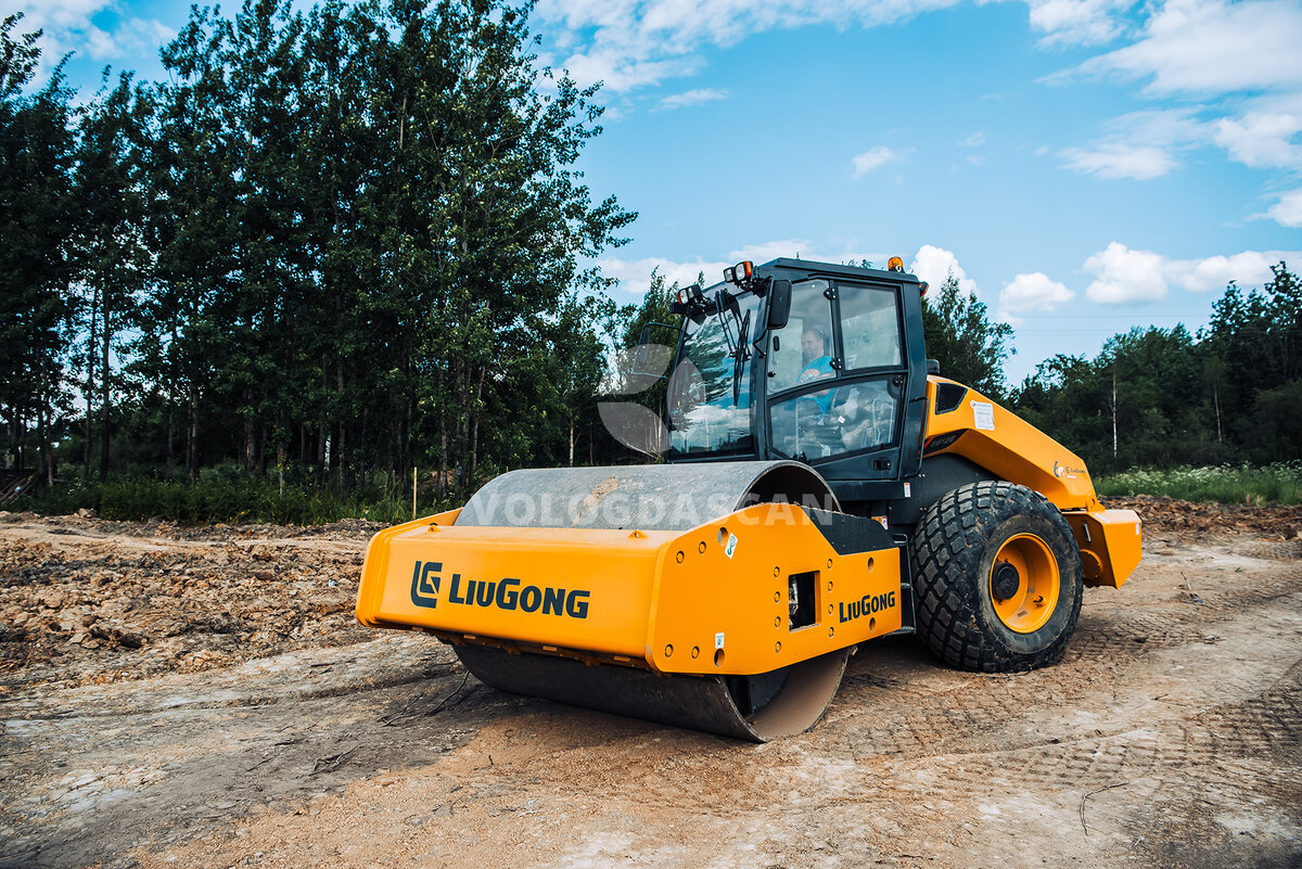 Каток LiuGong CLG 6612E