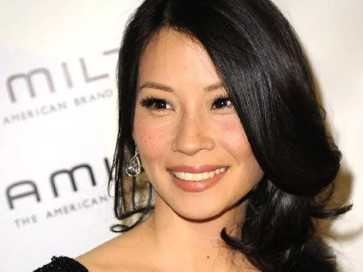 Лью хая. Люси лью. Азиатские актрисы. Lucy Liu short hair. Люси лью глаза на какого животного похож?.