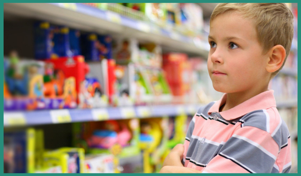 Хочется, чтобы у детей было все необходимое и игрушки тоже