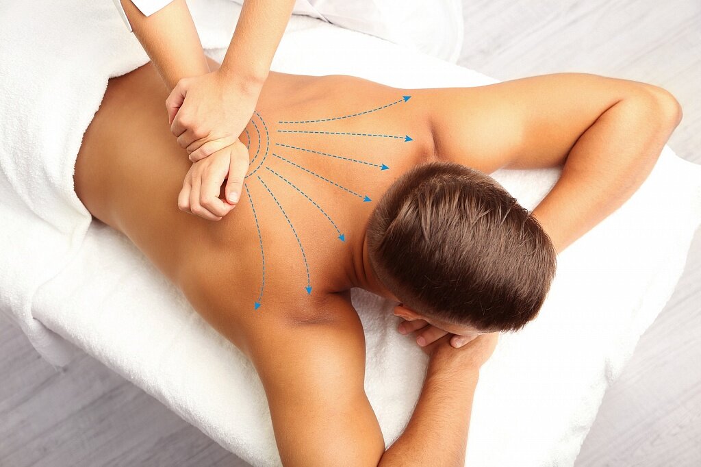 Massage two. Мышцы спины для массажа. Массаж позвоночника. Лечебный массаж спины. Массаж фото.
