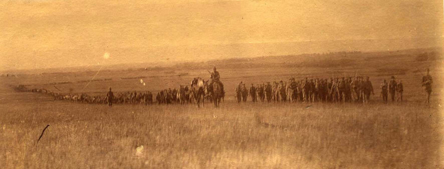 Отряд полковника Дроздовского на марше. Фотография из открытых источников.