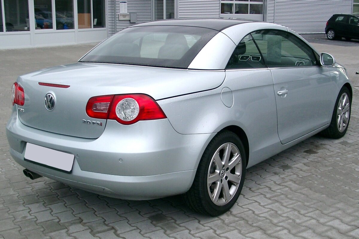 Volkswagen Eos (иллюстрация WikimediaCommons/автор Rudolf Stricker/лицензия CC BY-SA)