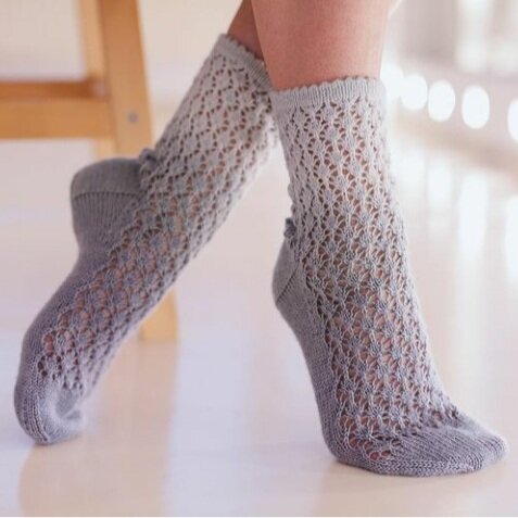 Этот цвет и ажур - сама нежность