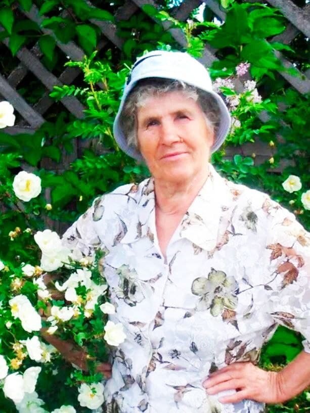 Моя соседка по даче - Анна Михайловна