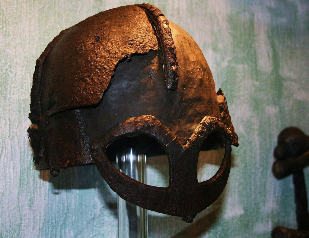 Сборная бумажная модель Шлем Викинга / Viking Helmet