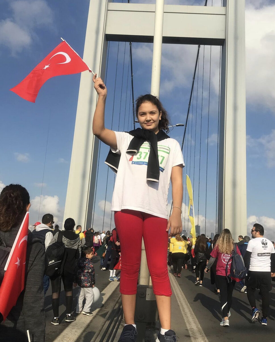 Единственная возможность пройти по Босфорскому мосту пешком