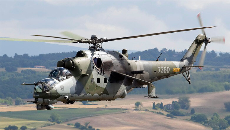 Вертолет Ми-24 — красивый, запоминающийся силуэт. Силуэт породистого хищника