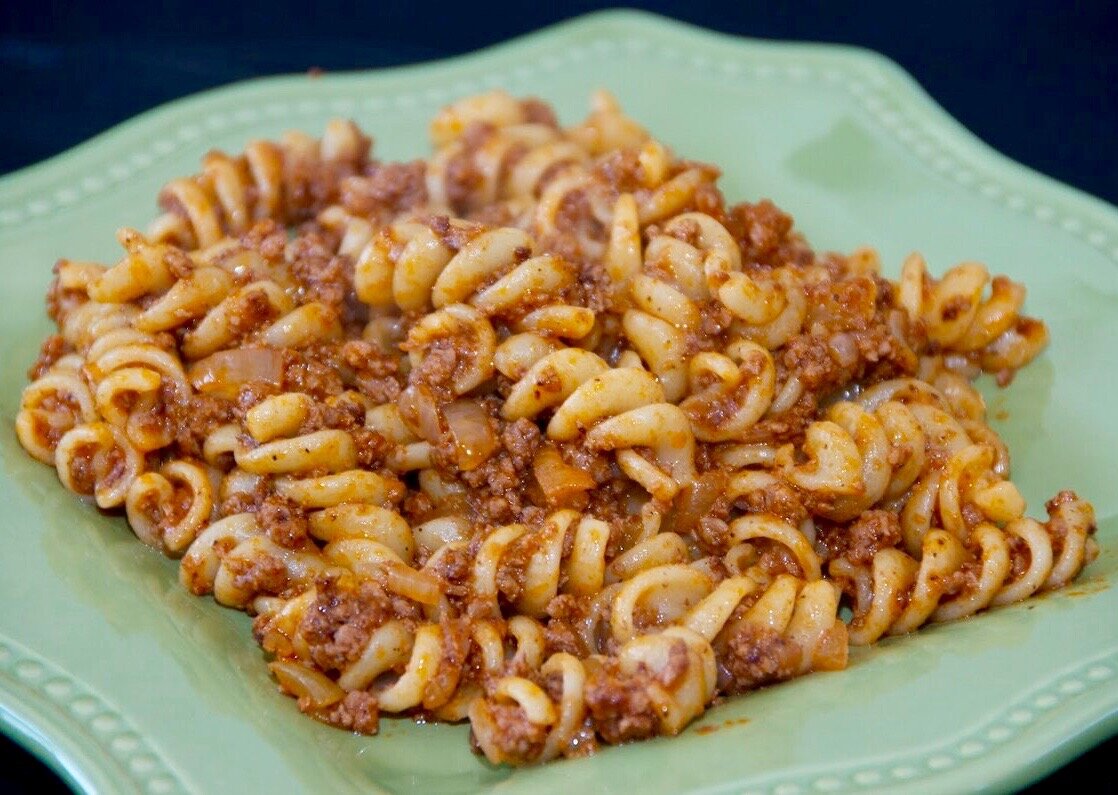Макароны по-флотски с мясным фаршем.