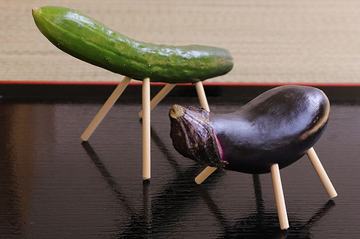 "Транспортные средства" для душ предков в дни Обон