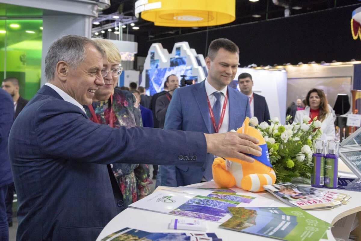 На полях форума