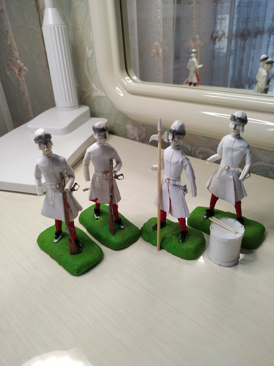 Фотографии из статей блога - Мои бумажные войска - https://zen.yandex.ru/id/5f0d66fdb215121e394dea07