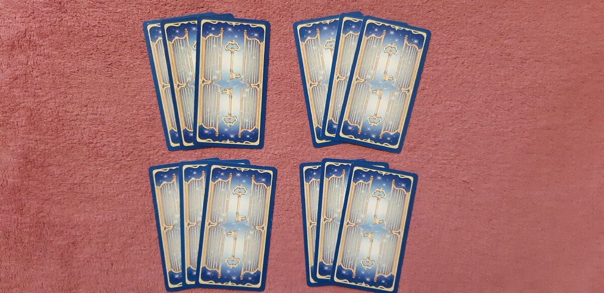 Верхний ряд - позиции 1 и 2 , нижний ряд - 3 и 4 