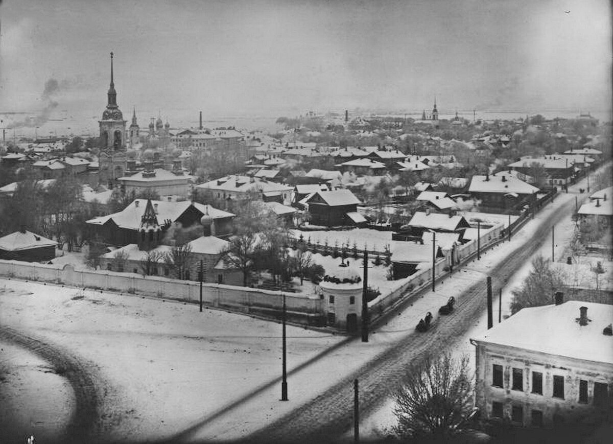 Фотограiя была сделана съ костромской пожарной Каланчи.