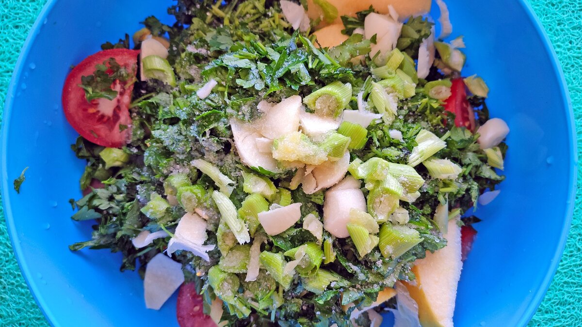 Смузи из овощей и яблок - все перемешать и готово!