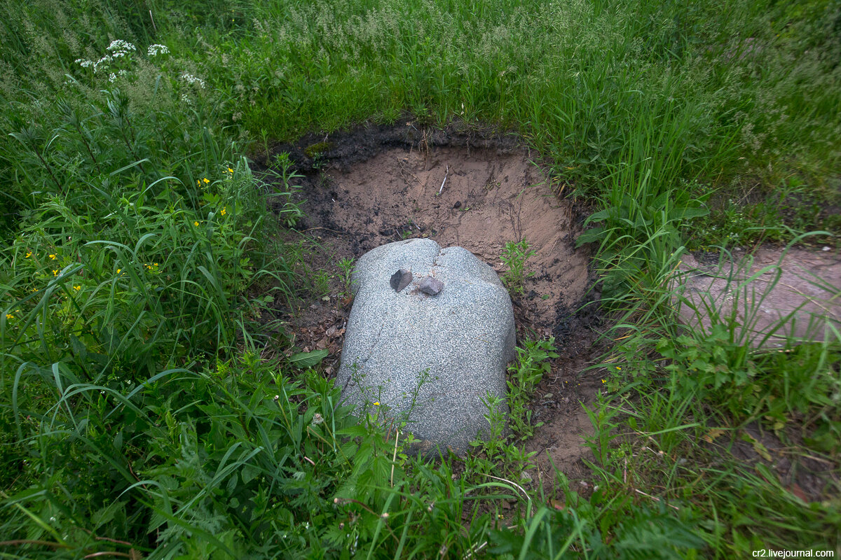 Храм в Кривандино Шатурского района. Подмосковный Стоунхендж Кривандино. Шатурский Стоунхендж. Пустоша Московская область.