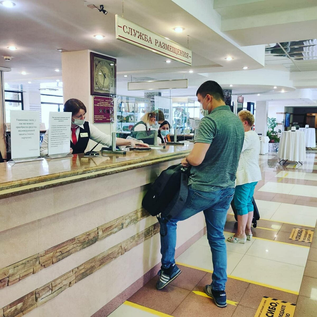  фото из аккаунта https://www.instagram.com/burgassochi/