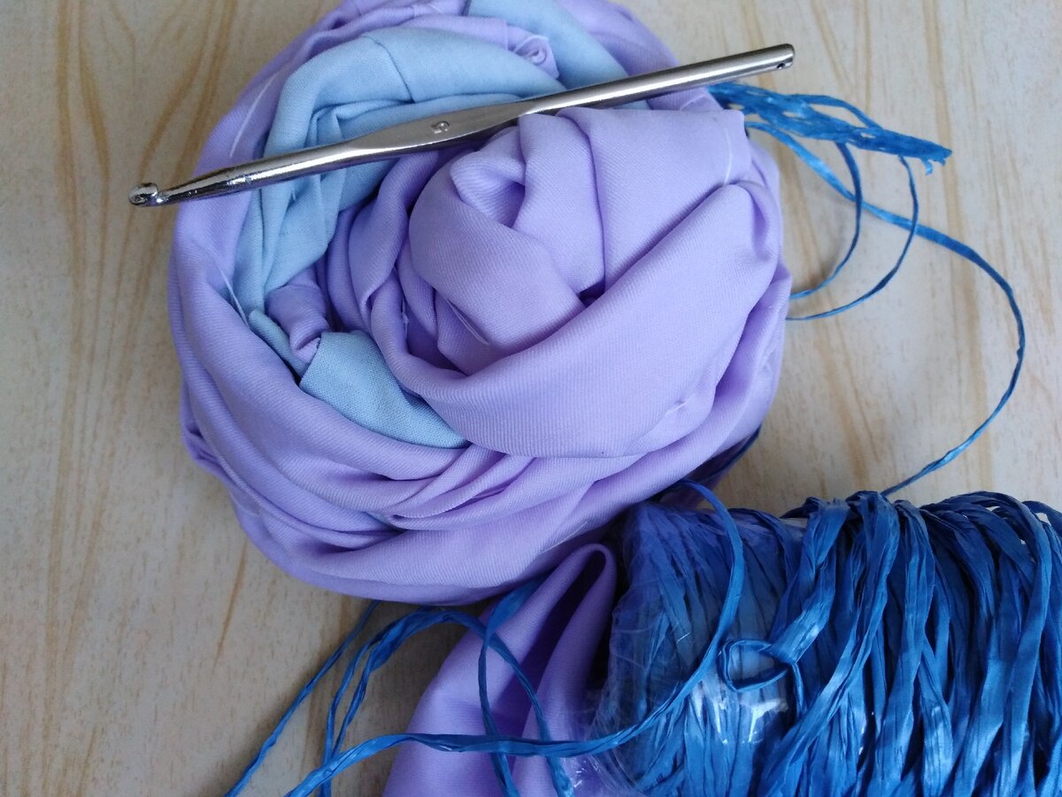 Шпагат + клубочек+ крючок