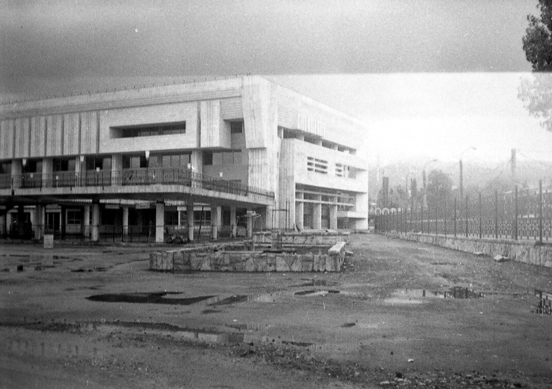 Автовокзал "Саяхат" накануне своей гибели / Фото Андрея Михайлова