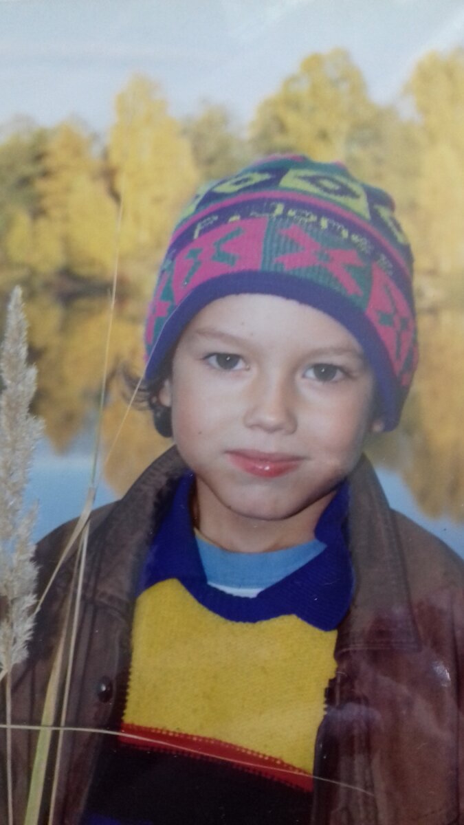 Щекастый малый)