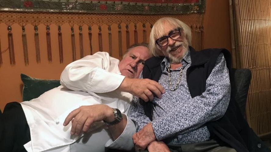 Жерар Депардье и Пьер Ришар в июне 2020 (фото: @pierrerichardpr/Twitter)