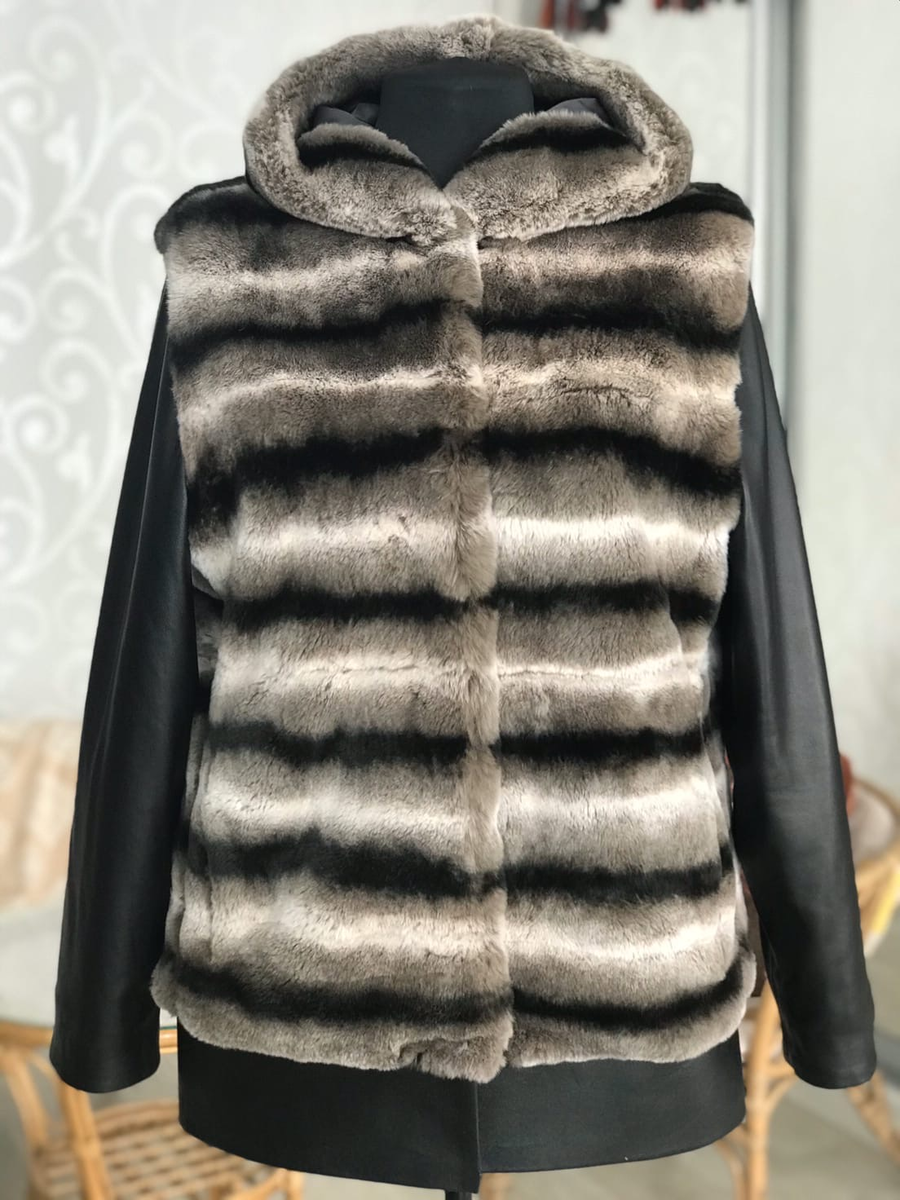 Куртка сшита из жилета. Ателье Ирины Берзиной.