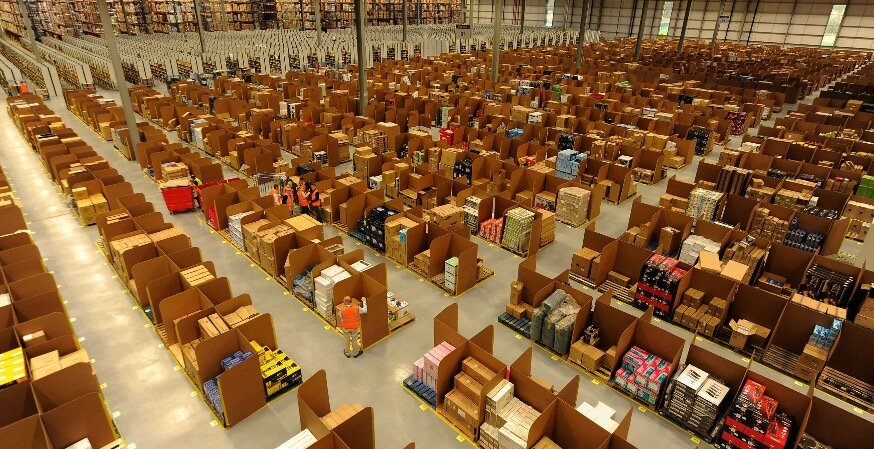 Один из складов Amazon 