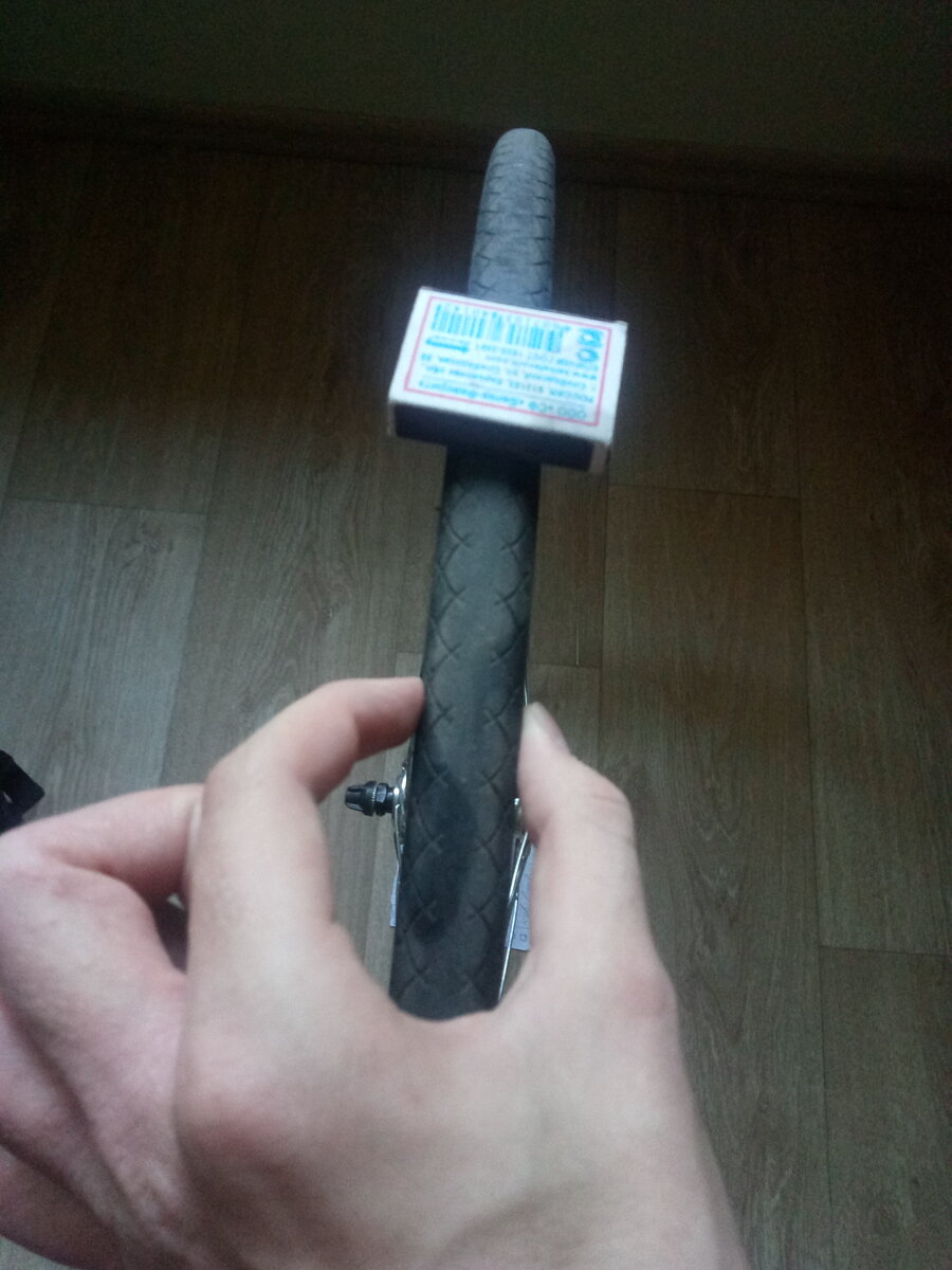 ширина колёс в сравнении со спичечным коробком