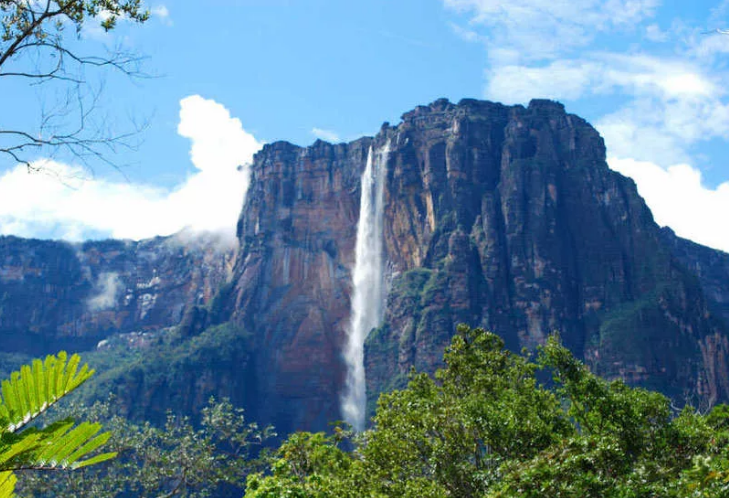 Водопад Анхель, Венесуэла. Источник изображений: Яндекс. Картинки