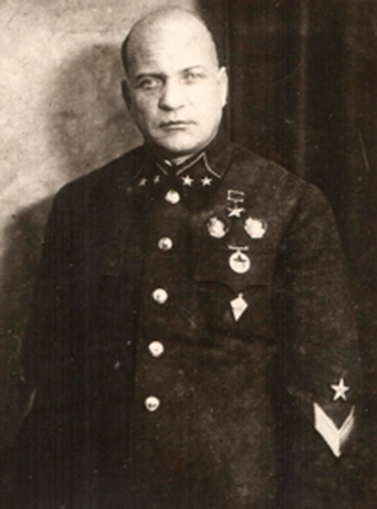 Лизюков Александр Ильич  1900-1942.