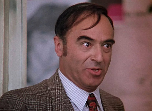 кадр из фильма «Иван Васильевич меняет профессию»