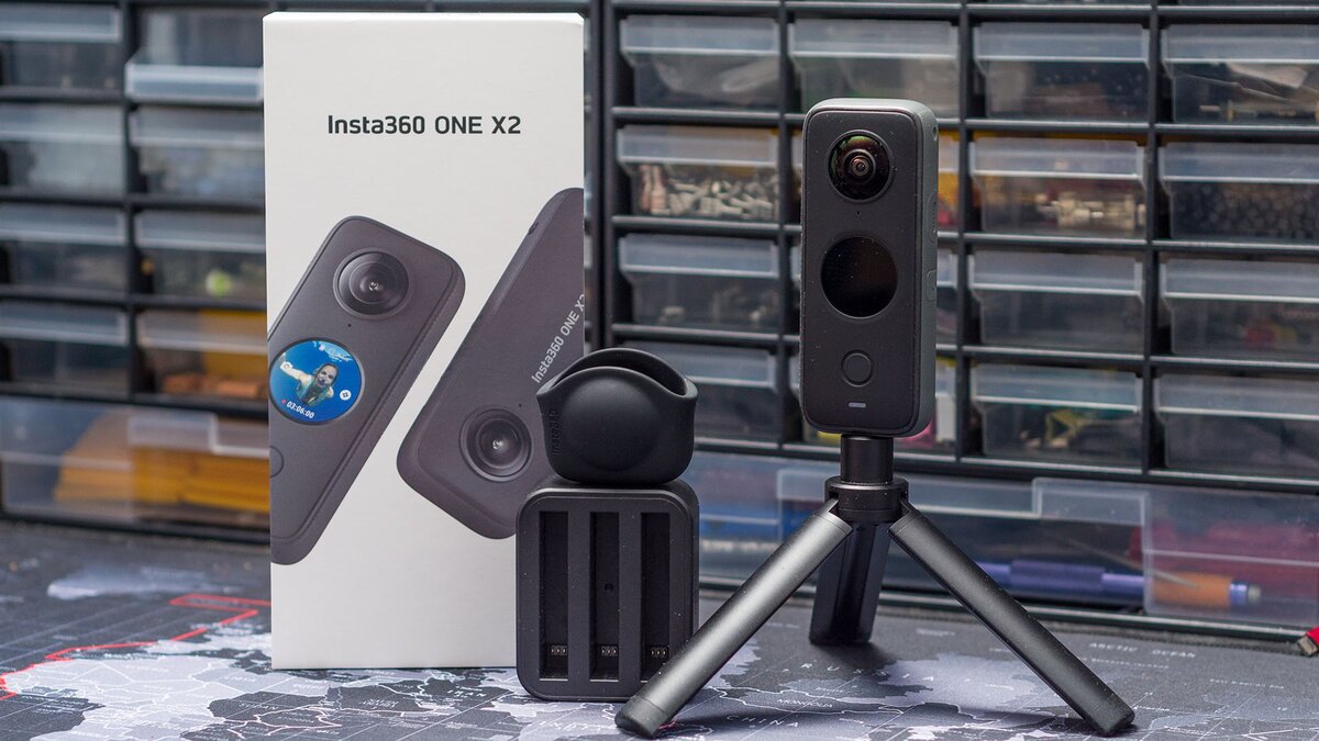 Камера Insta360 ONE X2