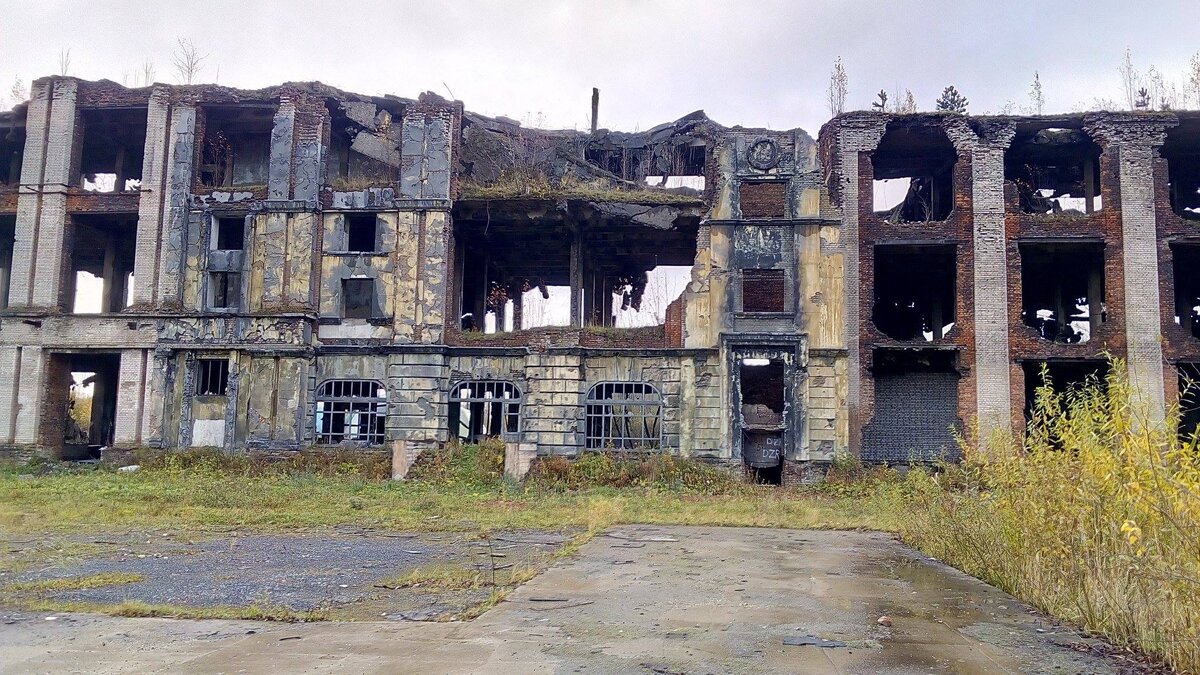 Леново всё-таки снимает неплохо. Особенно развалины))